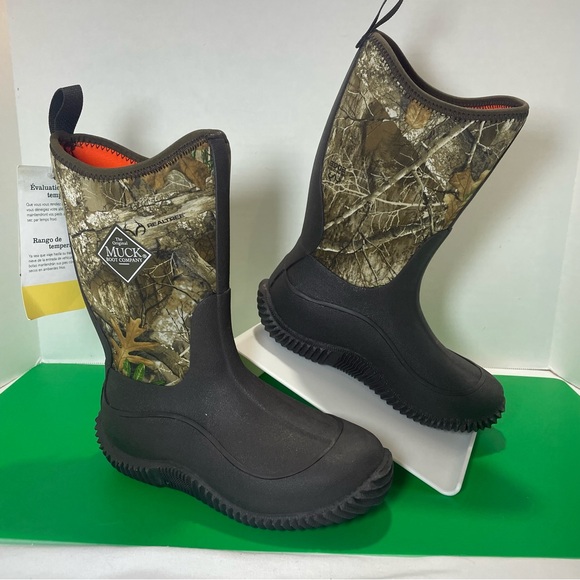 Realtree Muck Other - new MUCK Hale Waterproof RealTree Edge Camo Boots Big Kids 2 Hunt